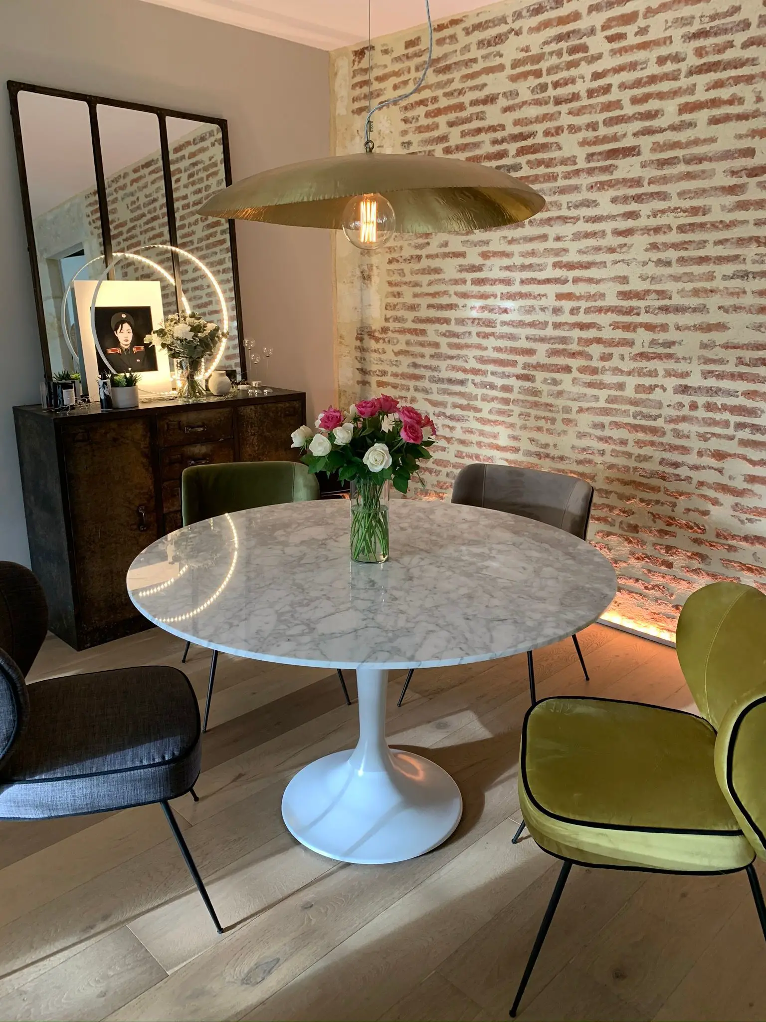 法国西南部黑色木结构现代住宅扩建-7