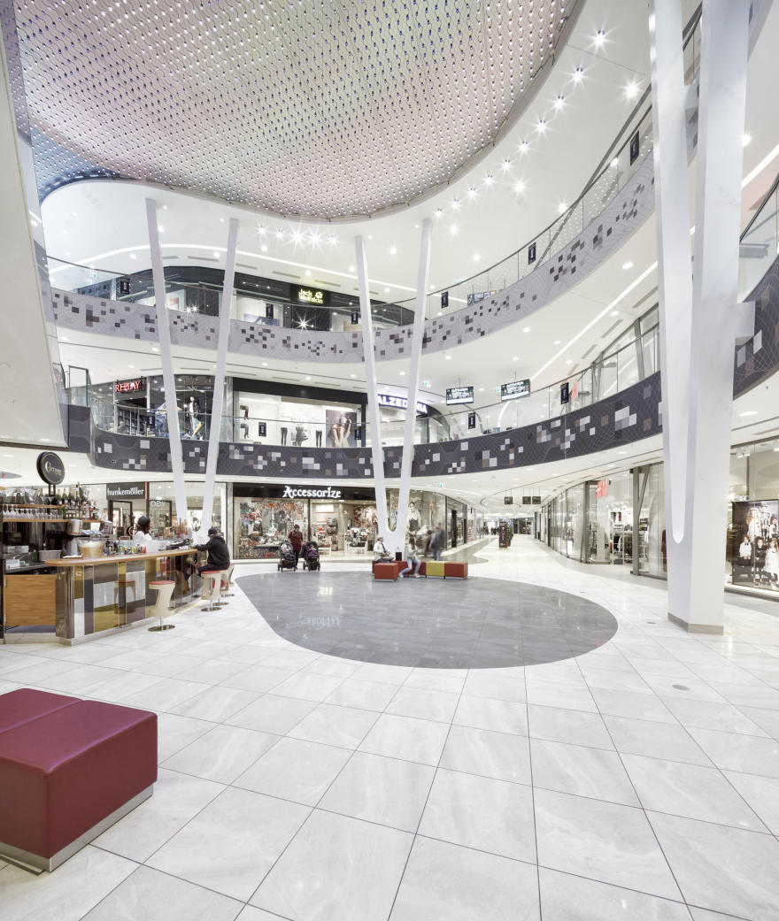 米兰诺购物中心-8