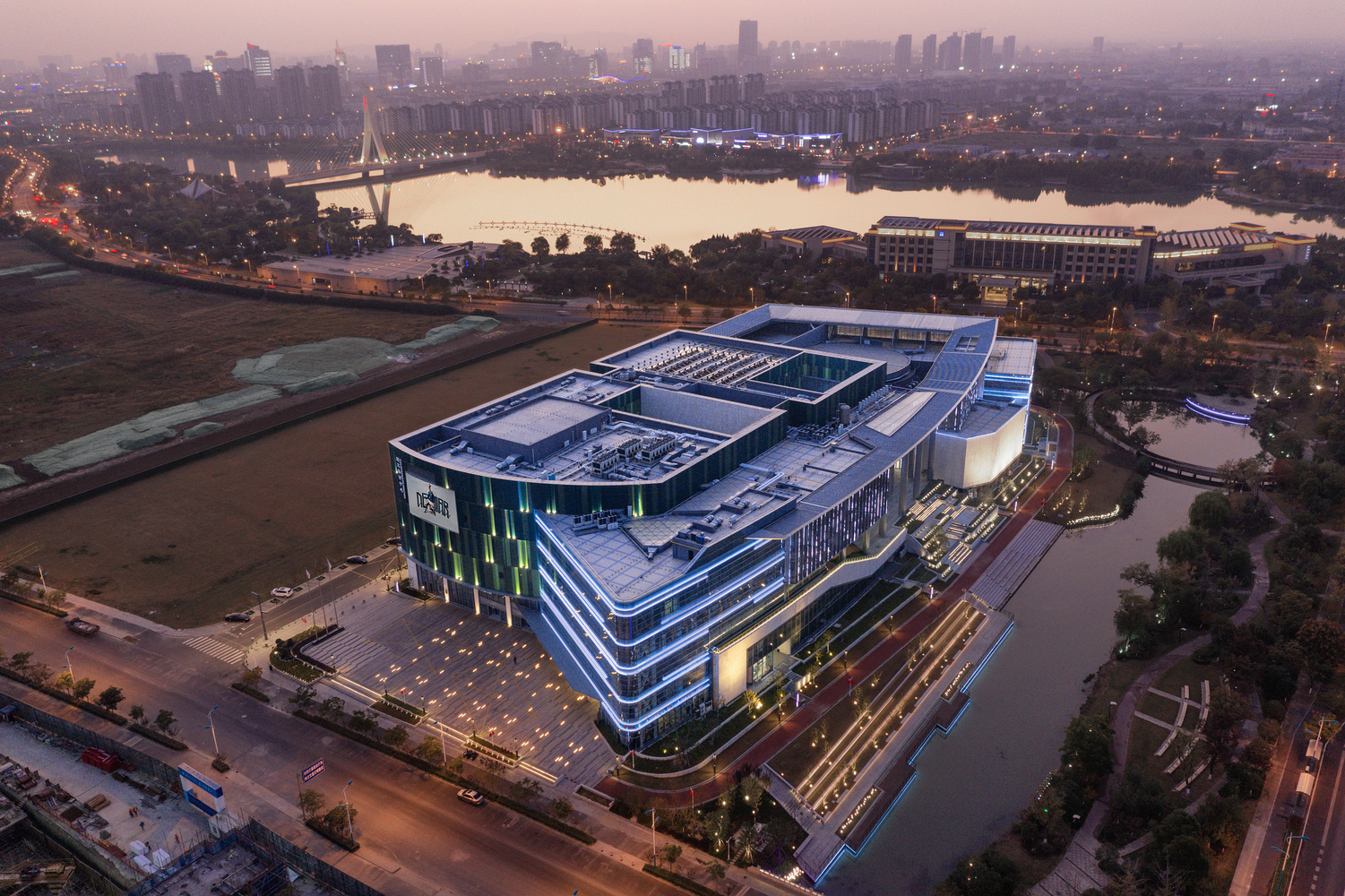 张家港职工文体中心-29