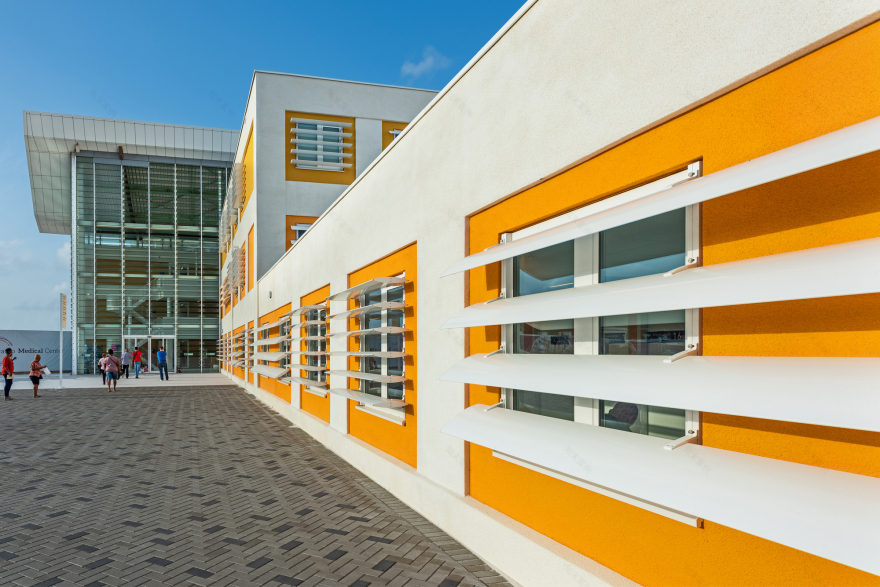 库拉索新奥尔特班达医院,盎司-31