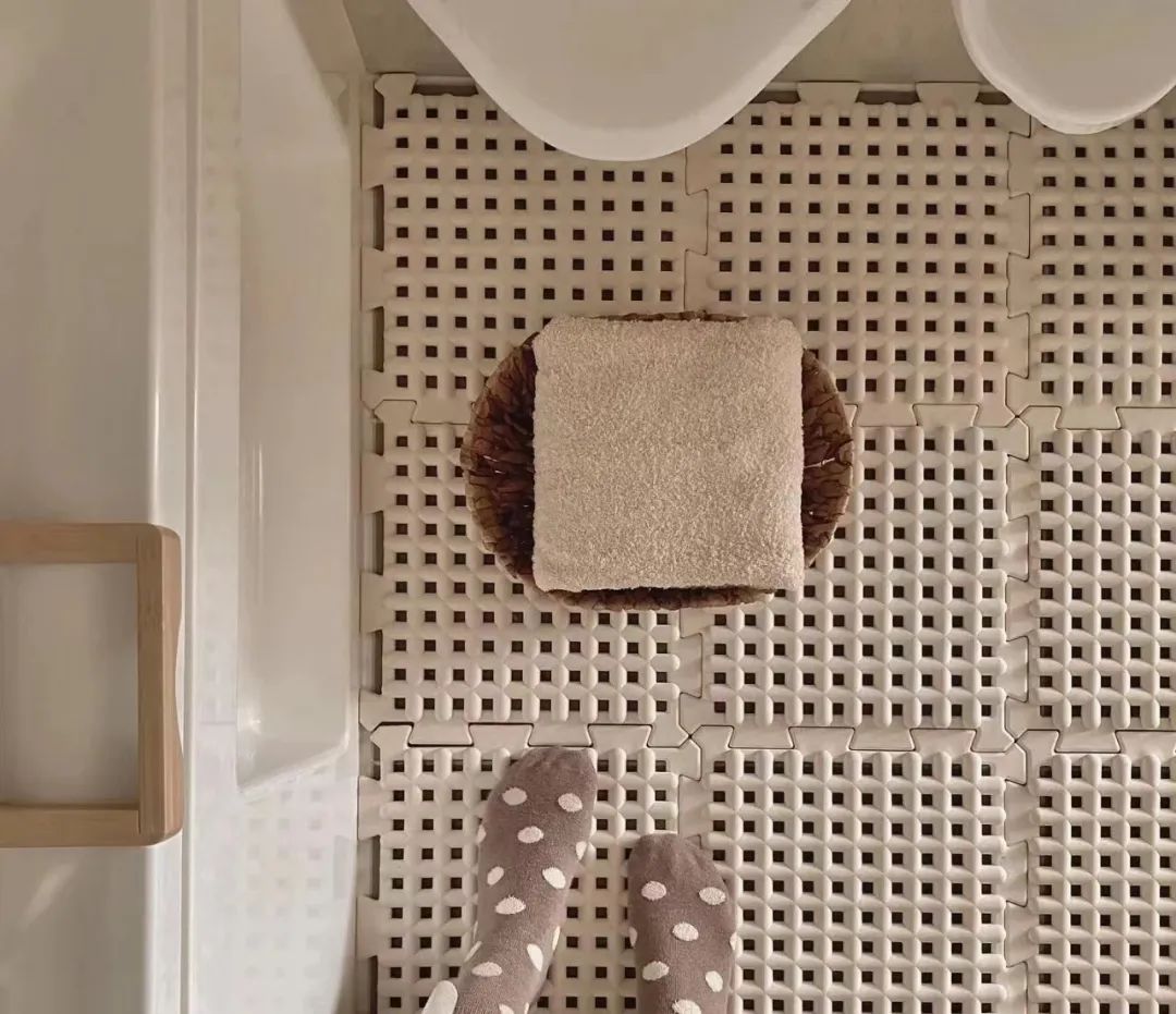 老年卫浴空间适老化设计-56