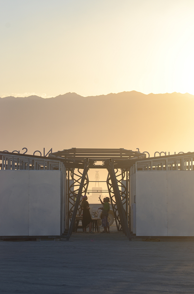 “无观众”博物馆丨美国丨J Absinthia Vermut,John Marx-64