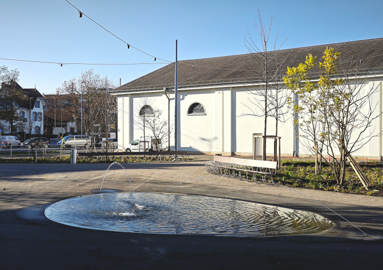 伊雷妮·祖尔肯登广场丨瑞士-2