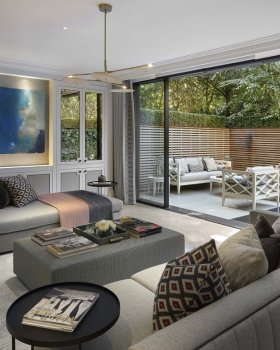 伦敦五卧联排别墅 Blomfield House，带户外露台、水疗区和地下停车场