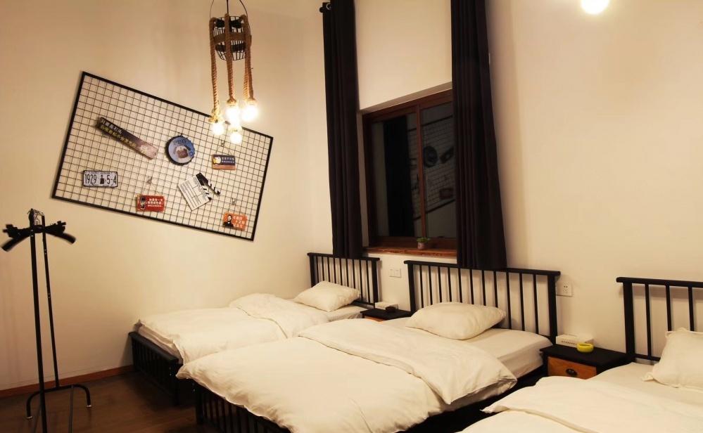 
工业风轰趴会所 -2