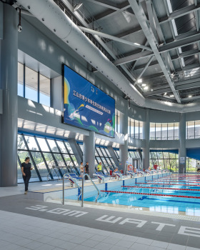 山川卧龙 · 江山市虎山运动公园游泳馆丨中国丨零壹城市建筑事务所