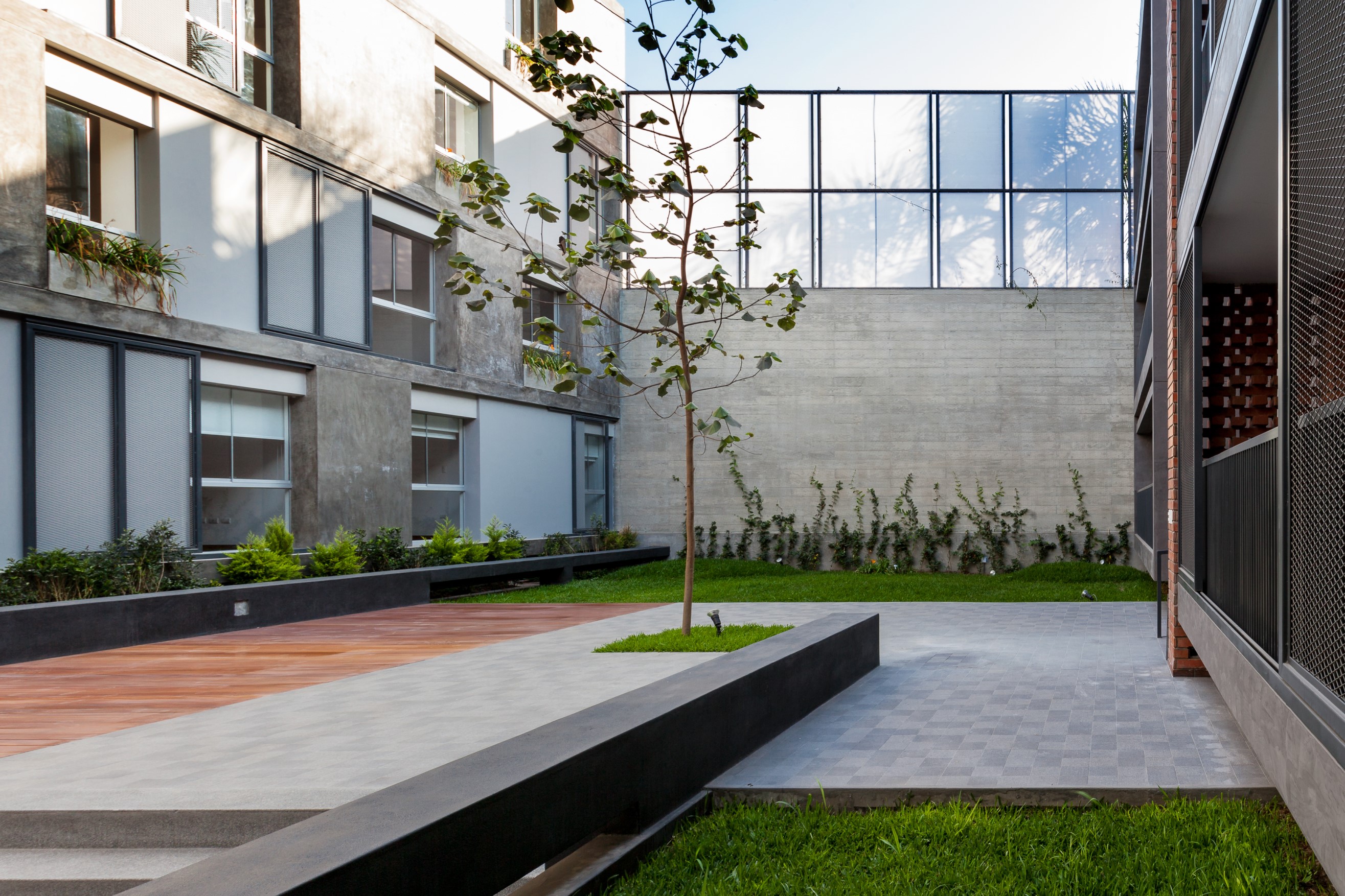 拉奎斯塔 | 内街设计打造全景视野住宅-33