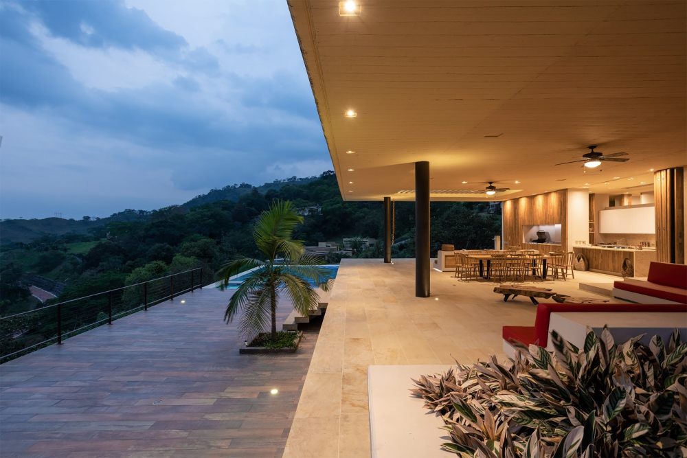 哥伦比亚 Villeta 别墅,融入自然的绿色建筑-24