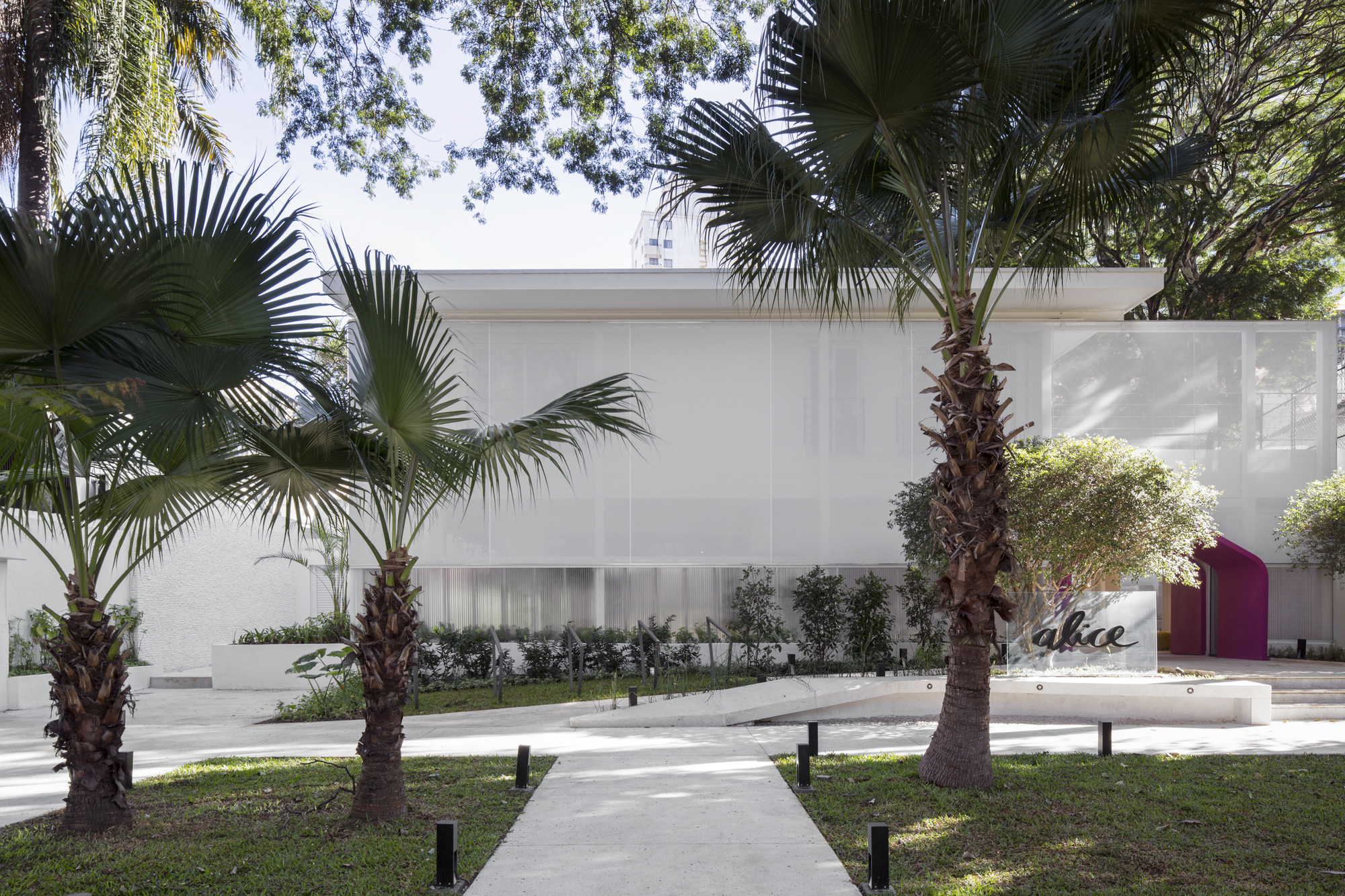 巴西极简主义之爱丽丝诊所丨acr arquitetura,noak studio-29