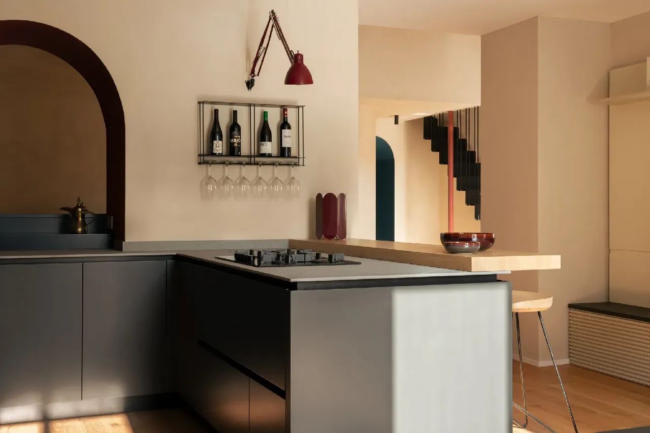 那不勒斯历史中心公寓设计丨意大利那不勒斯丨Paola Sola-6