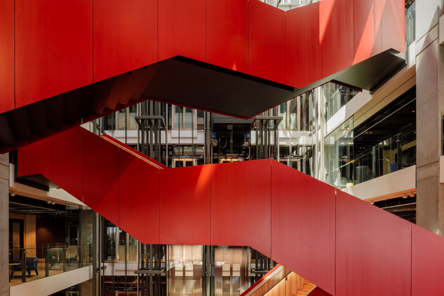 伍兹贝格打造 NAB 3 Parramatta Square 办公空间-1