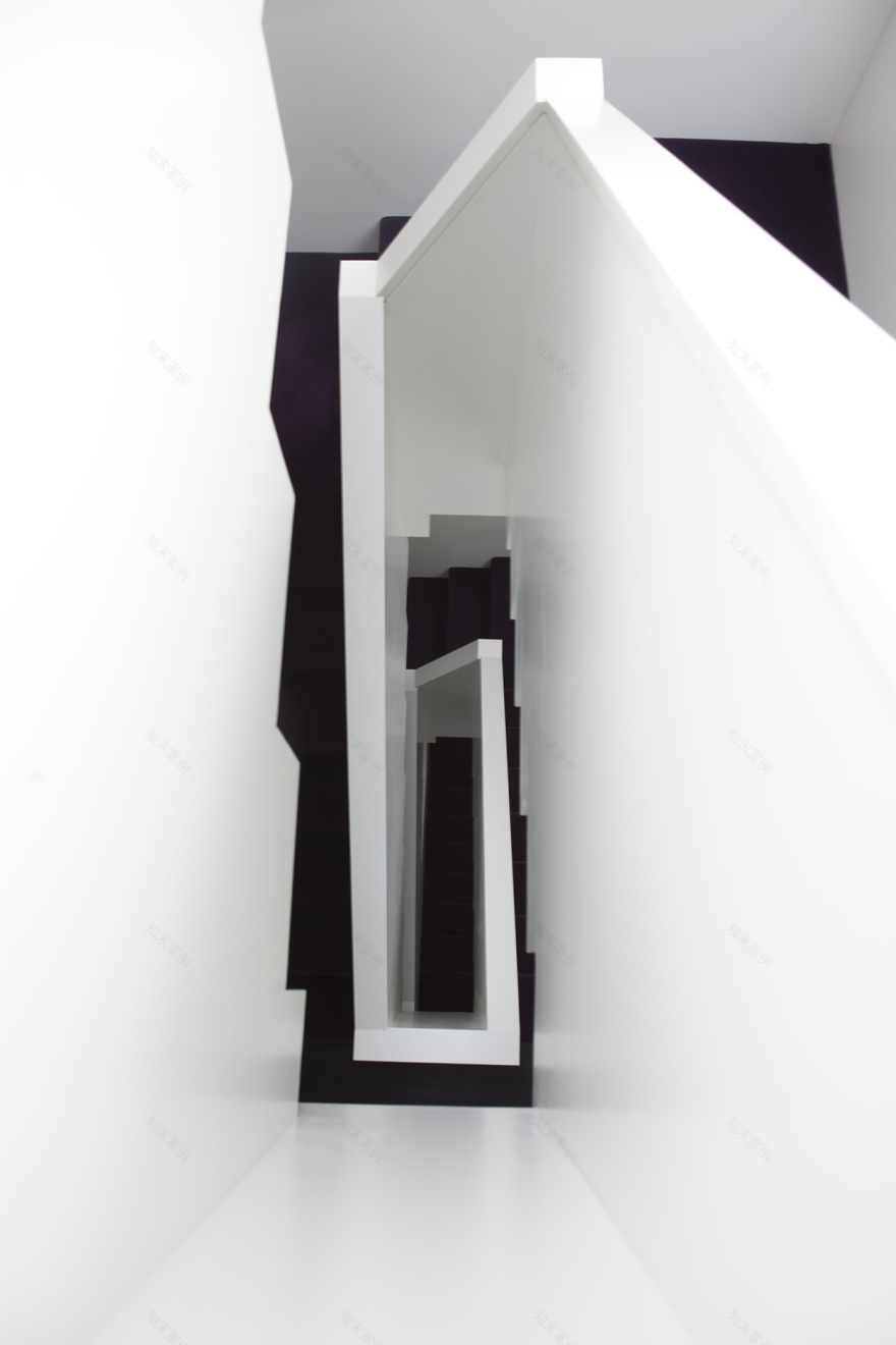 纽约市中心现代褐石住宅的创意设计-10