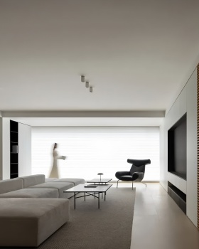 山东175㎡在原木中留白 · 空间设计丨中国山东丨Yinji Space Design