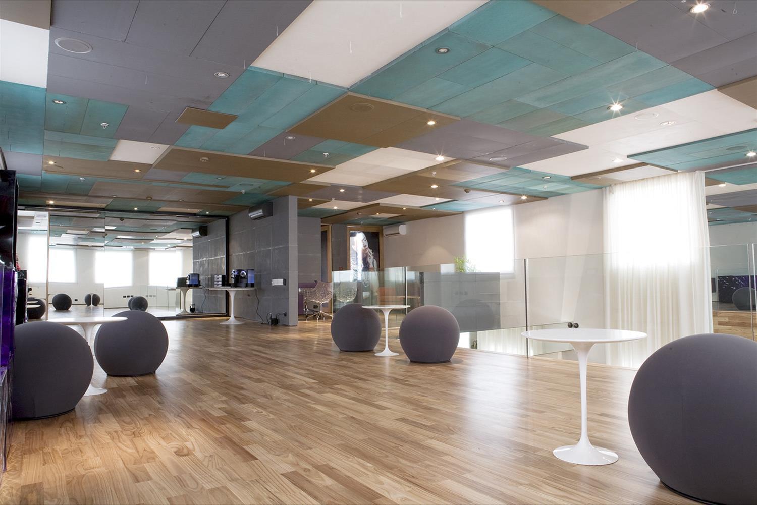 帕特里夏·森图里昂工作室-1