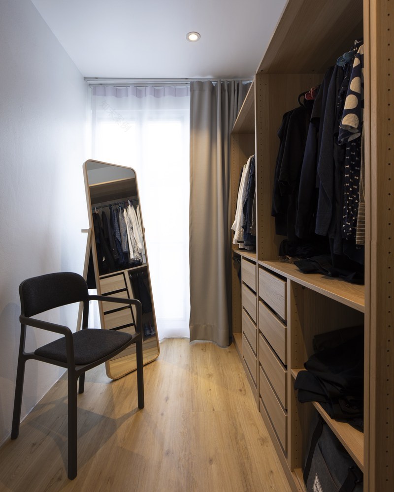 曼谷 80 年代联排别墅翻新 打造开放式高隐私家居-57