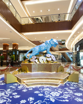 Roaring The Tiger Year - CNY VM Mall Decor Installation