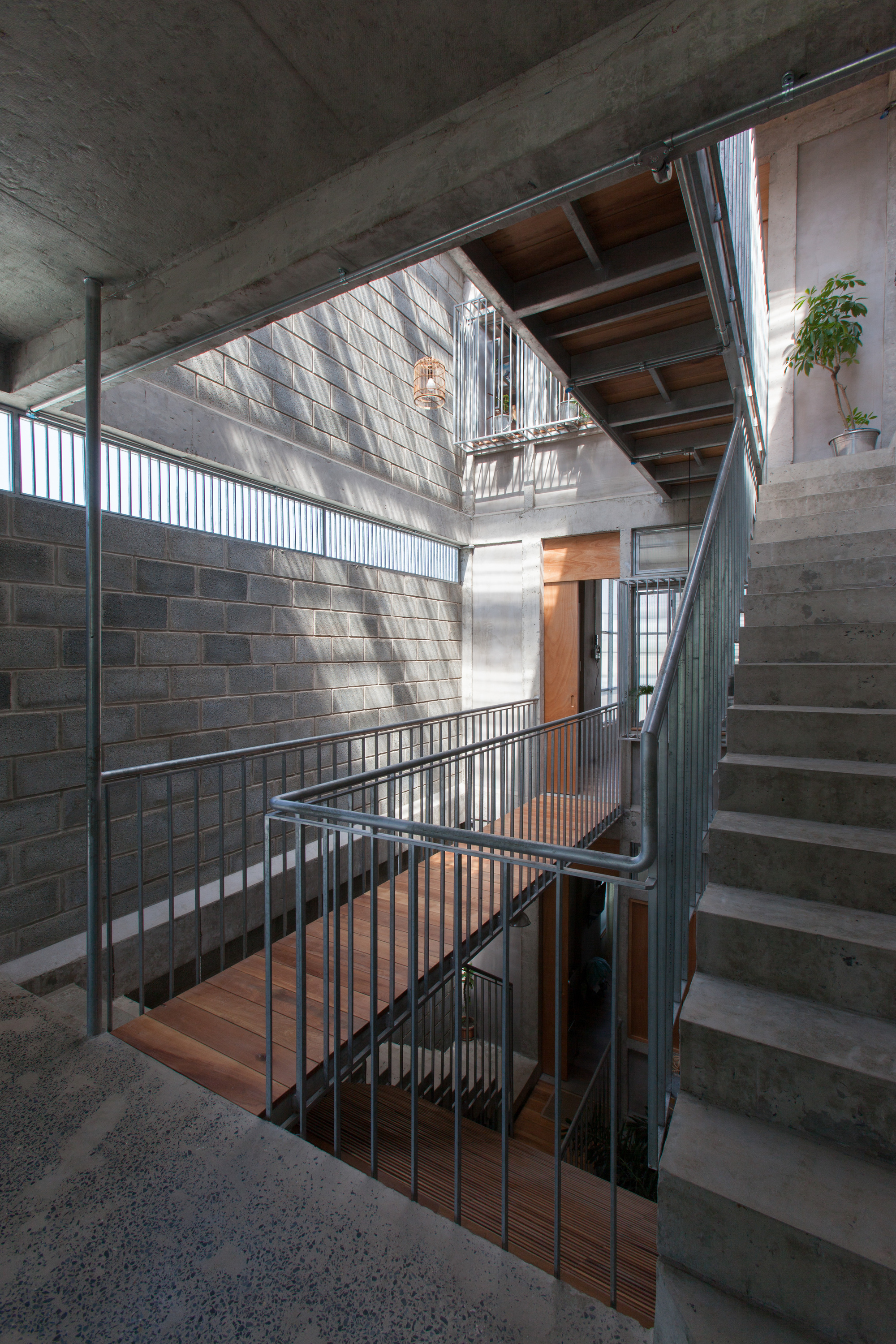 越南胡志明市 k59 住宅与工作室——现代与传统的和谐共生-20