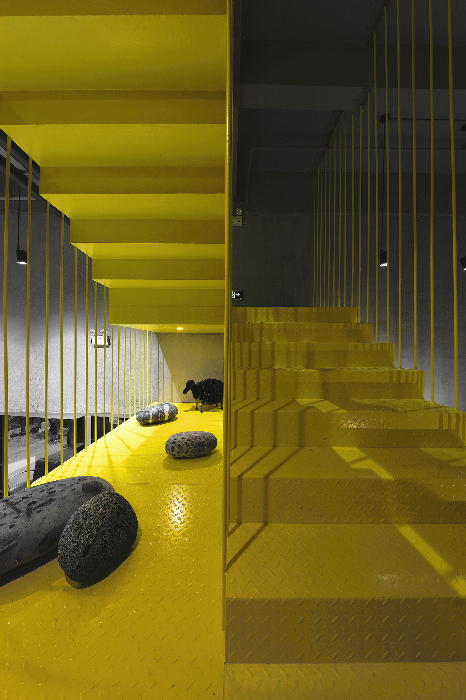 层迭 | 天后站品牌潮流形象店-9