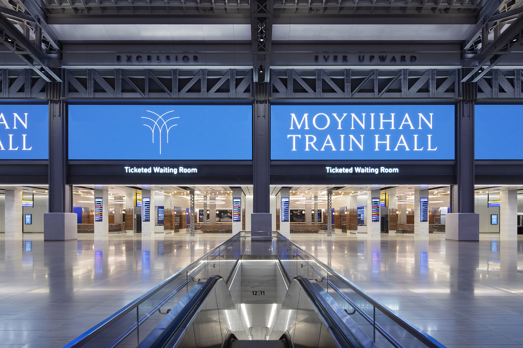 Moynihan Train Hall Ticketed Waiting Room | Rockwell Group-18