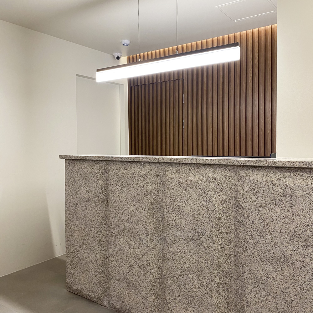 简约设计打造温馨酒店空间-14