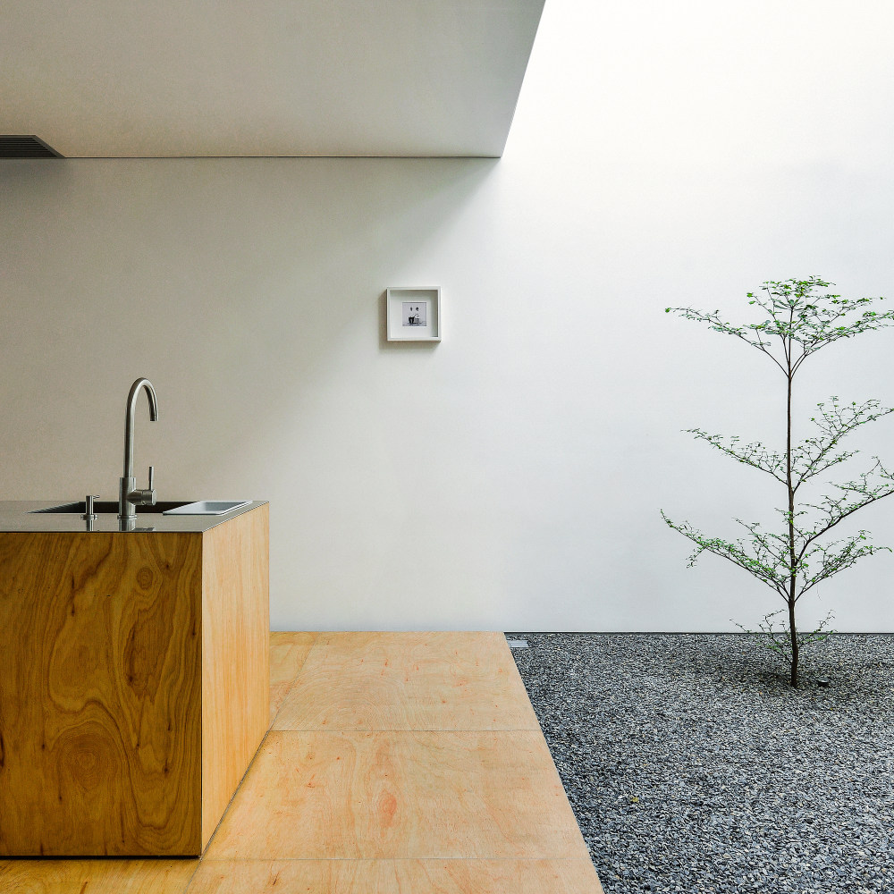 光线空洞 · 印度尼西亚 Medan 的现代住宅设计丨byrayboedi-25