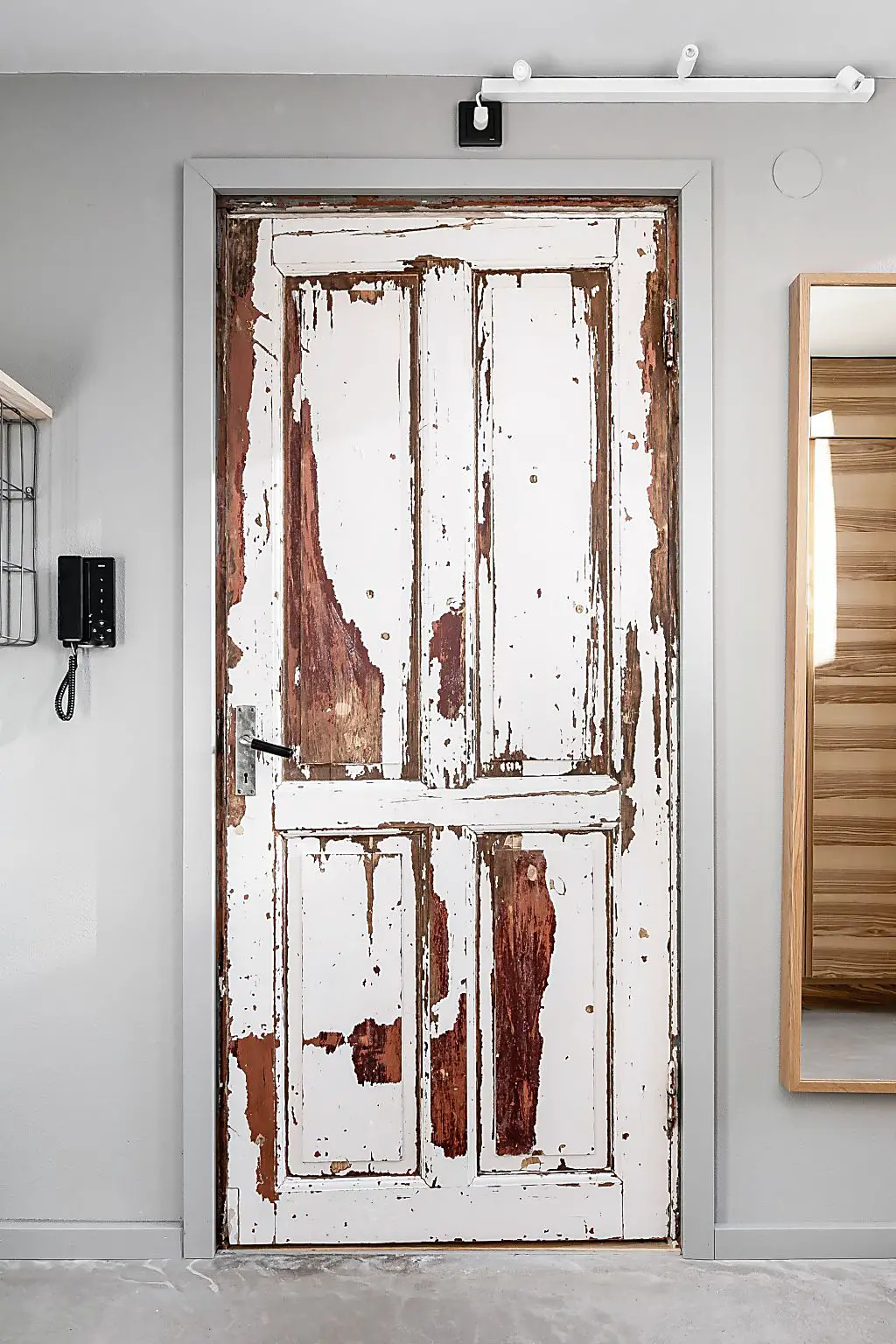 独特粉色工业风，60m2 两层公寓设计惊艳亮相-19