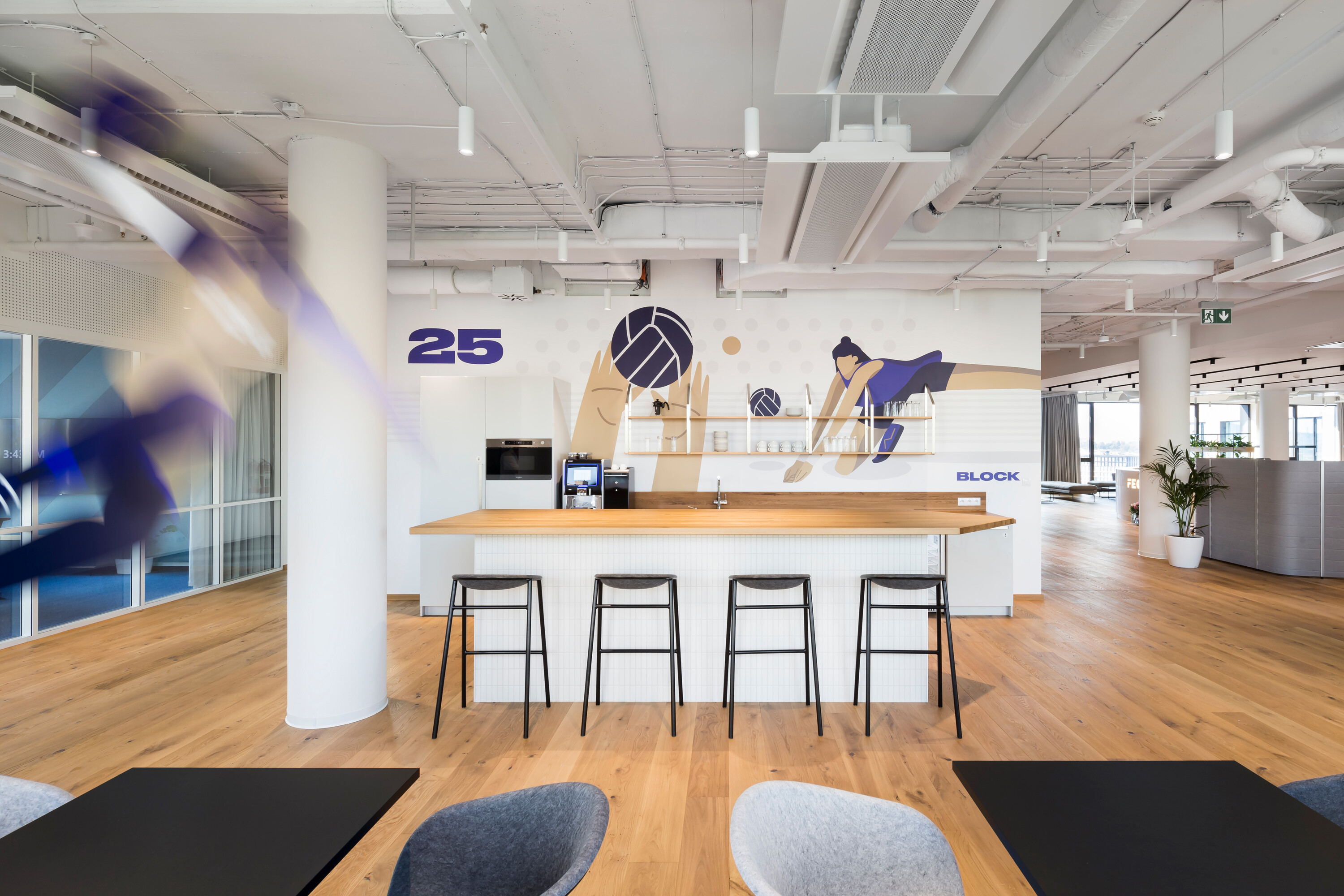 FEG Prague 总部办公室设计丨Studio Perspektiv-38