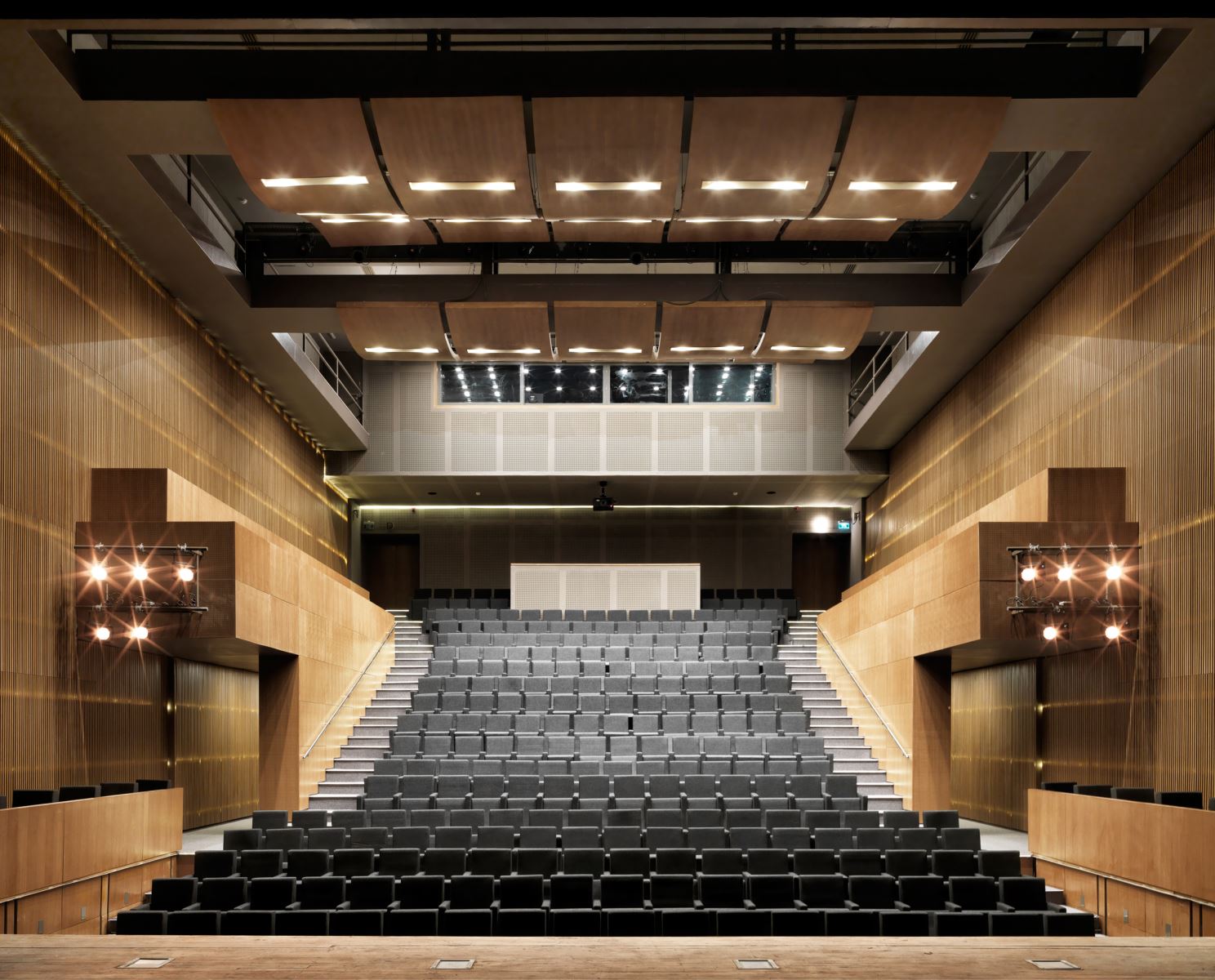 土耳其贝尔加玛的 BerKM 文化中心-17