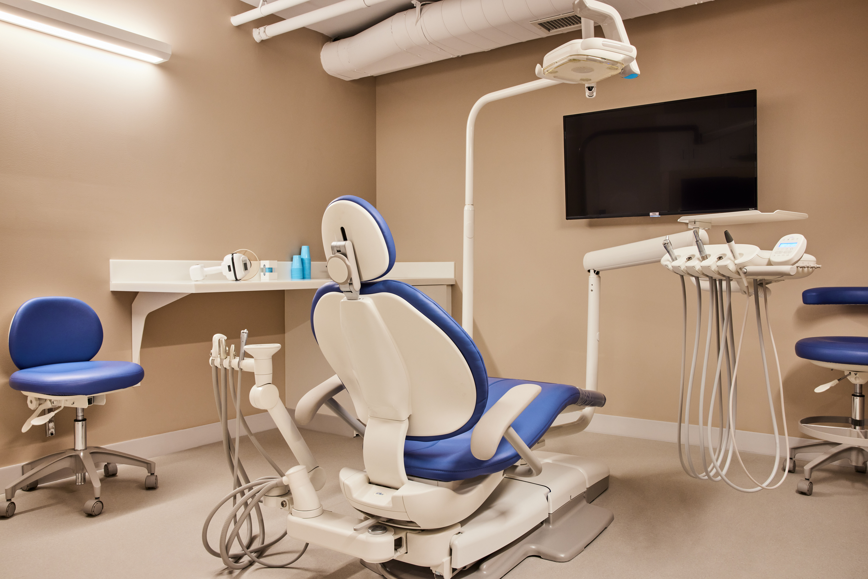 HealthQuarters Flagship 药店设计丨美国曼哈顿丨Alda Ly Architecture (ALA)-17