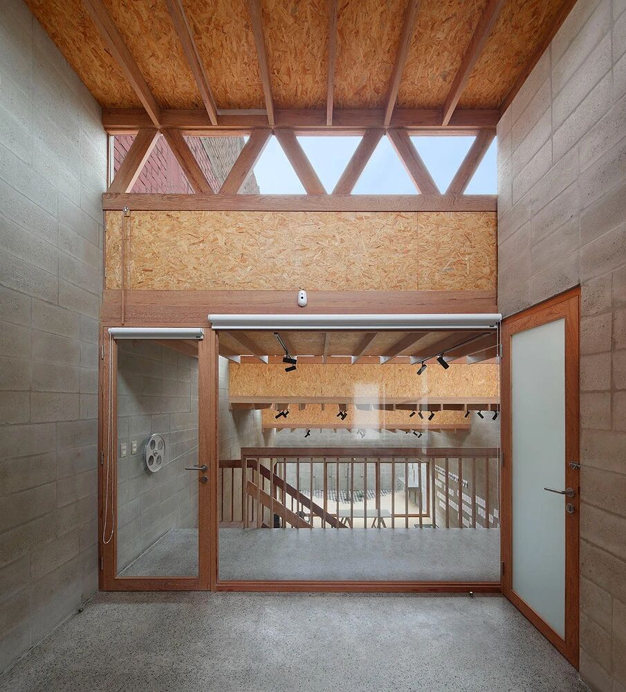 这才是摄影工作室！198㎡里藏了2个庭院，风与光都是免费的素材-20