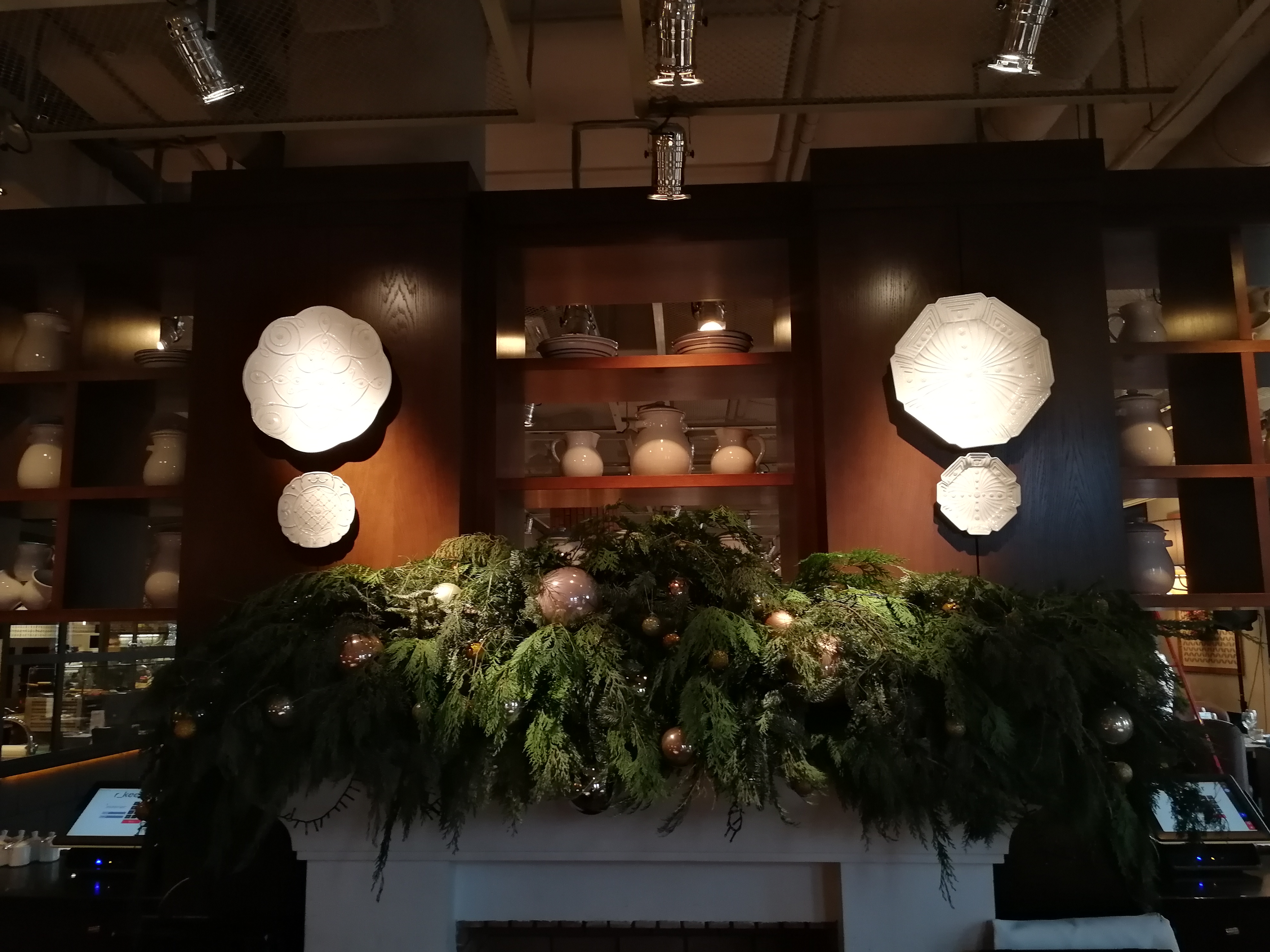 Semifreddo 集团餐厅照明设计项目丨RAUM-7