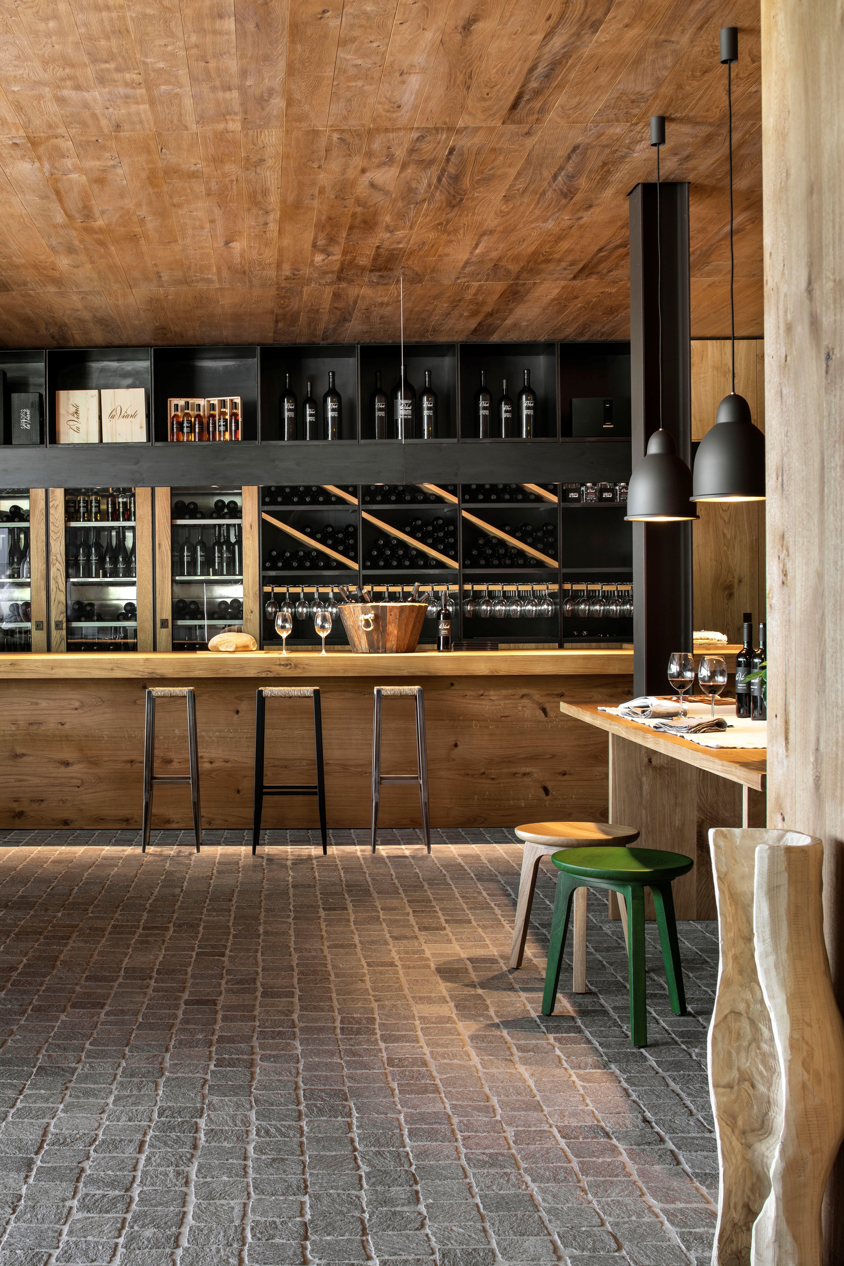 意大利 LaViarte 酒庄现代室内设计，融入自然风光与传统元素-13