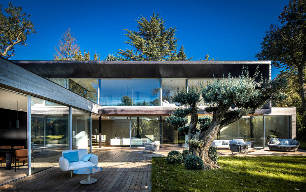 法国 Vaucresson 现代独立住宅丨SKP Architecture-9