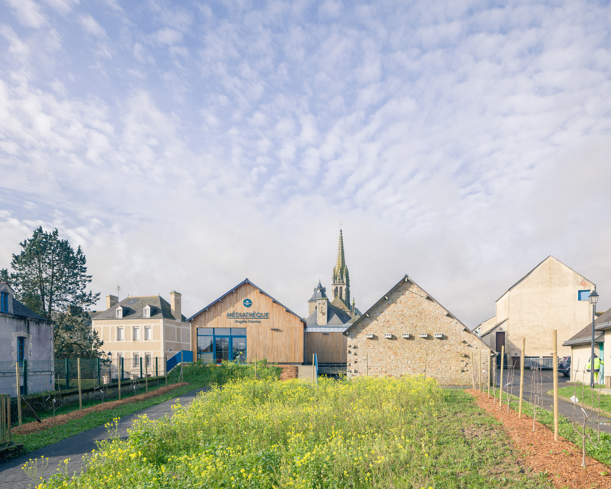 Media Library And Earth-Based Third Place / DEAR + Celeste architecture -13