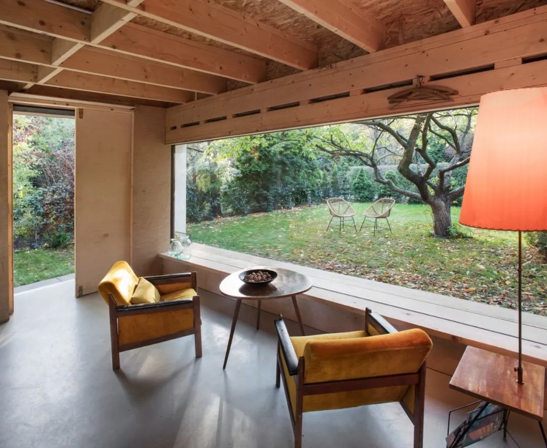 波兰华沙微型家庭木屋 | 自然美学与现代设计的完美融合-15