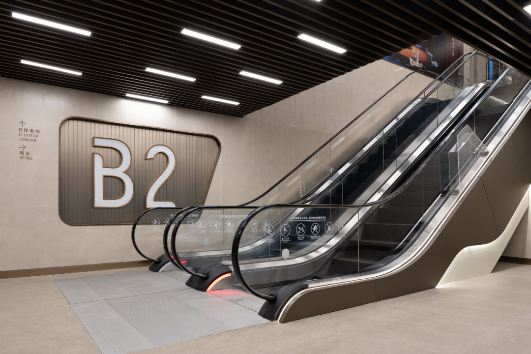 上海国华金融中心，黄浦江畔 灯塔相望丨中国上海丨上海柏熙标识有限公司-90