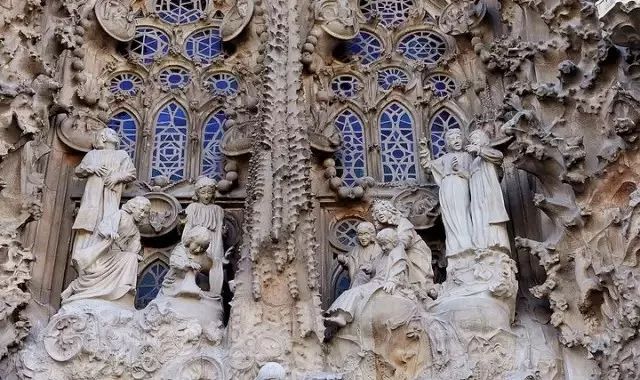 高迪的巴塞罗那幻梦 | 天才与疯狂的圣家堂、巴特罗之家、米拉之家-43