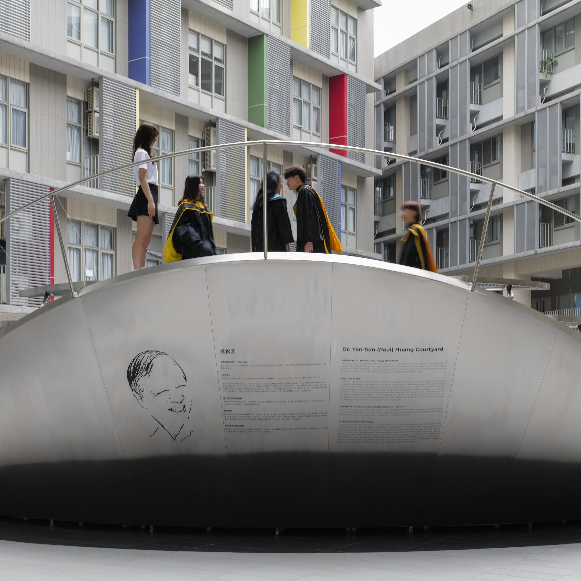 Dr. Yen-Son Huang Courtyard / JC. Architecture & Design-23