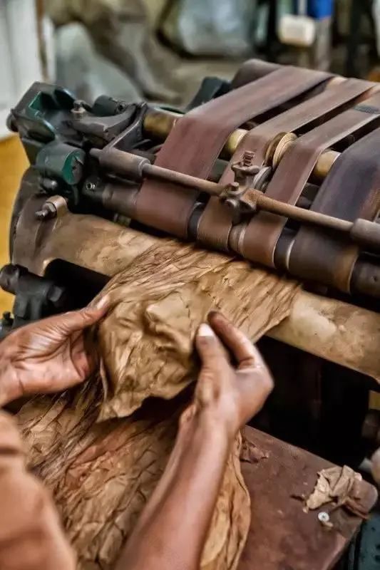 柏洲雪茄吧 私人会所丨中国杭州丨LONGTERM珑腾商业空间设计-10