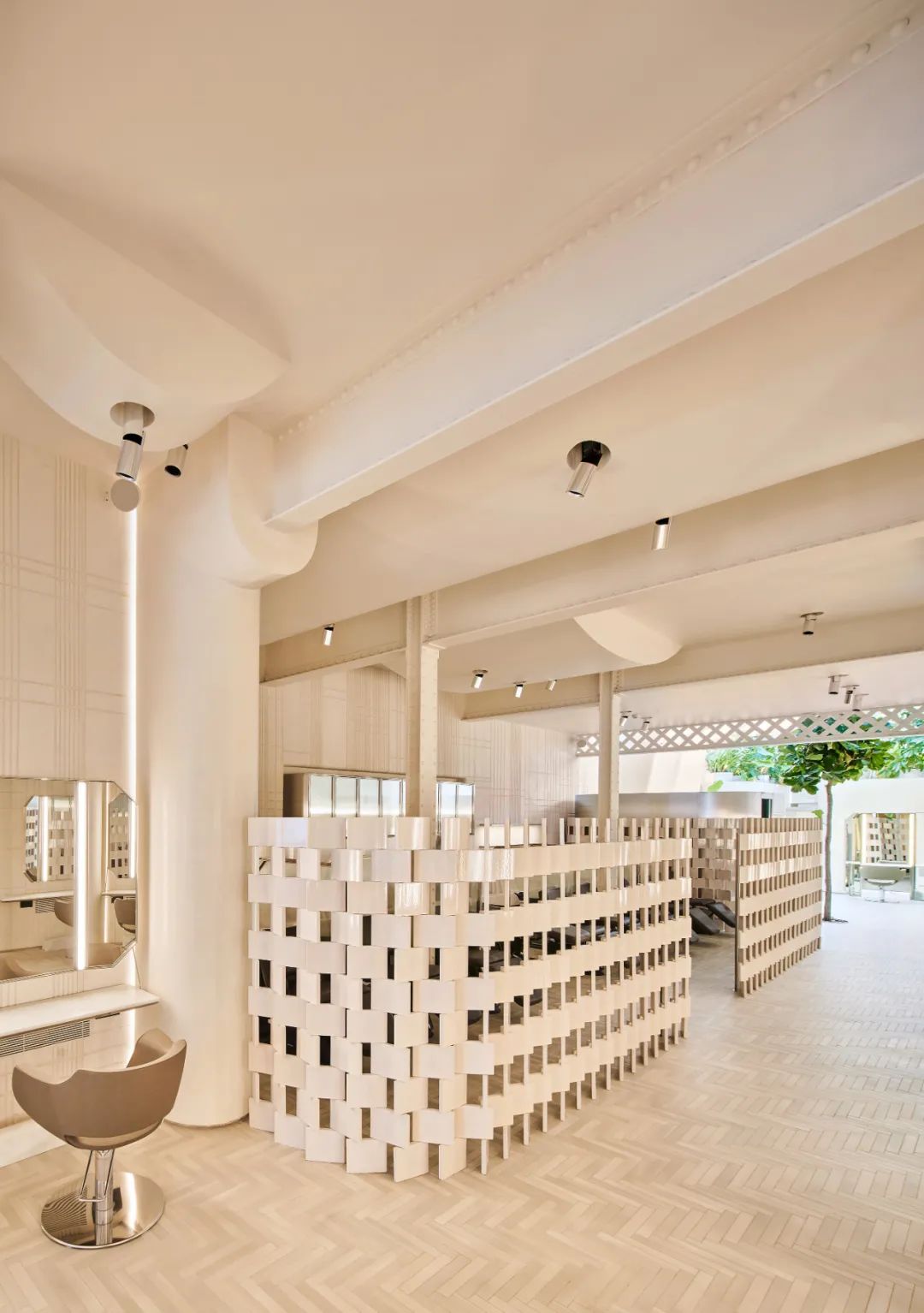 巴塞罗那 Toro 美发沙龙丨西班牙巴塞罗那丨Estudi Francesc Pons-23