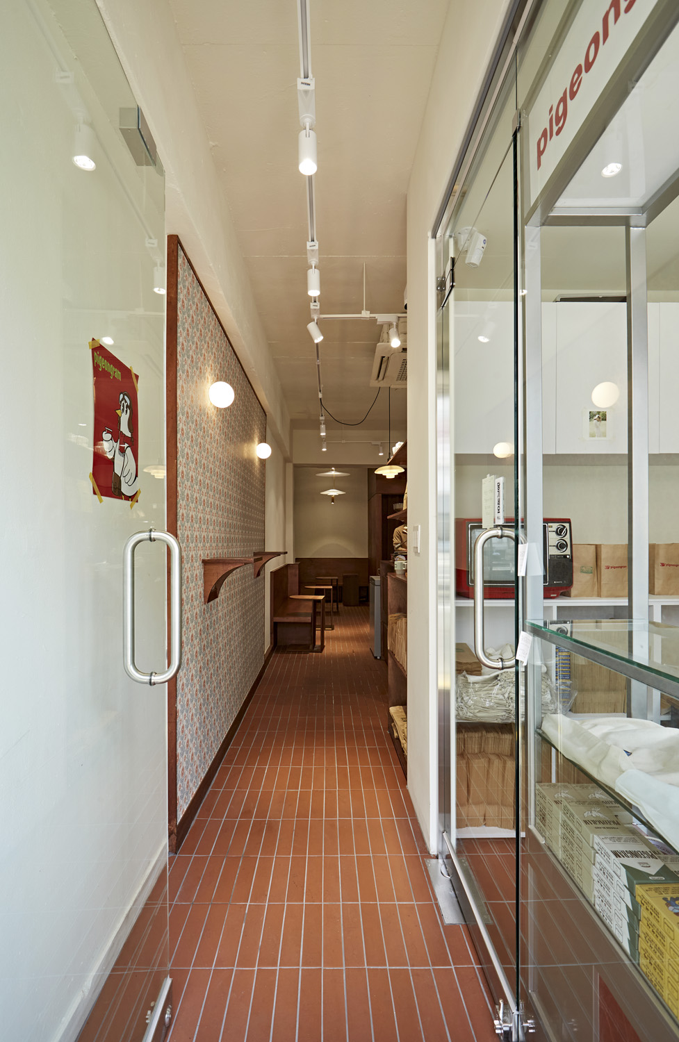 复古风情 9 坪公寓，打造活力 Espresso 空间-12