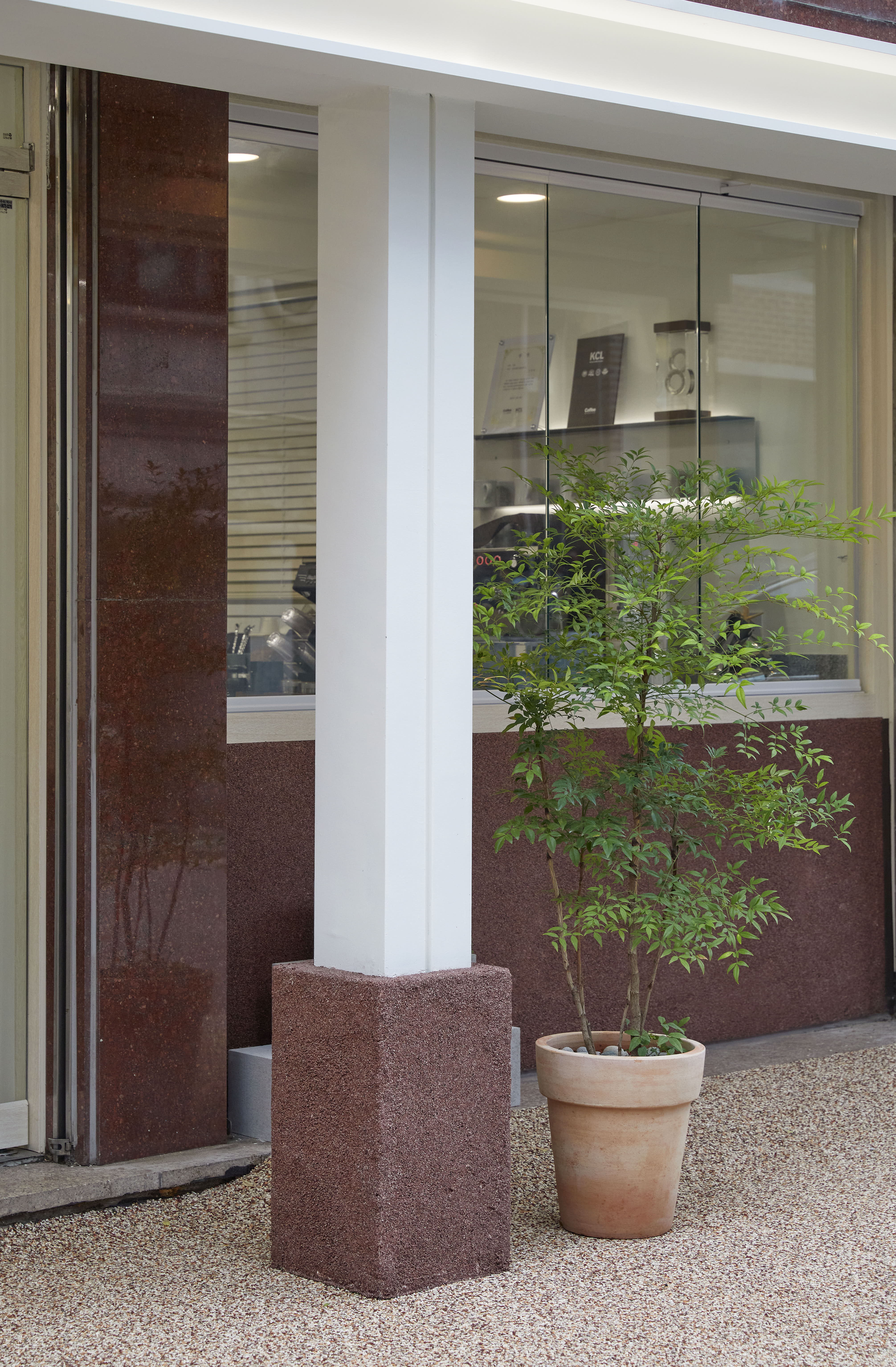 24 平米现代简约咖啡厅设计-15