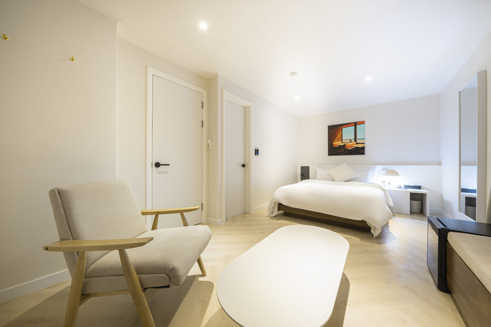 [韩国] 더휴식 고요 37 | 顶级设计师打造极简酒店内饰，完美呈现多样设计风格-9