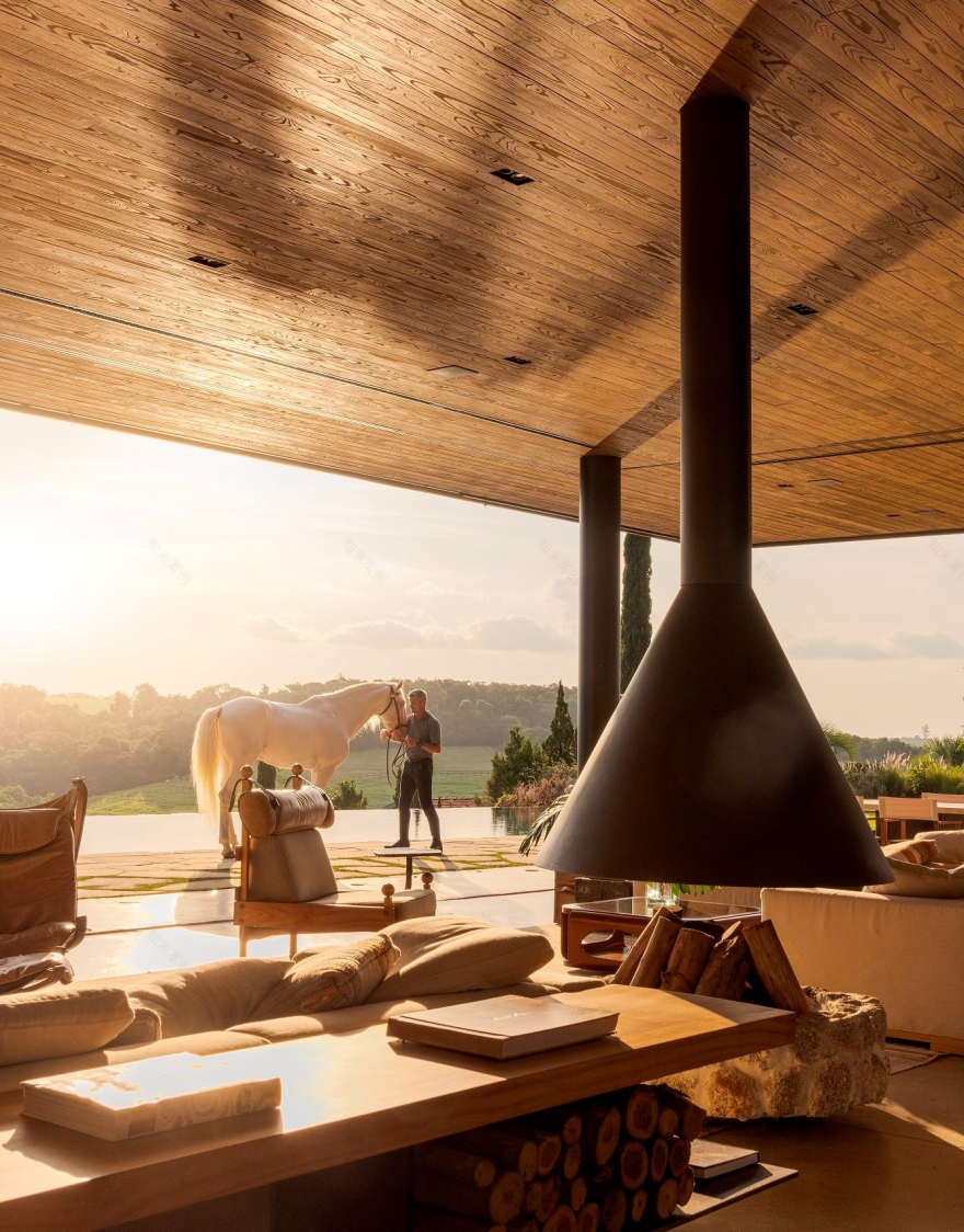 Coudelaria丨巴西丨Studio Arthur Casas-9