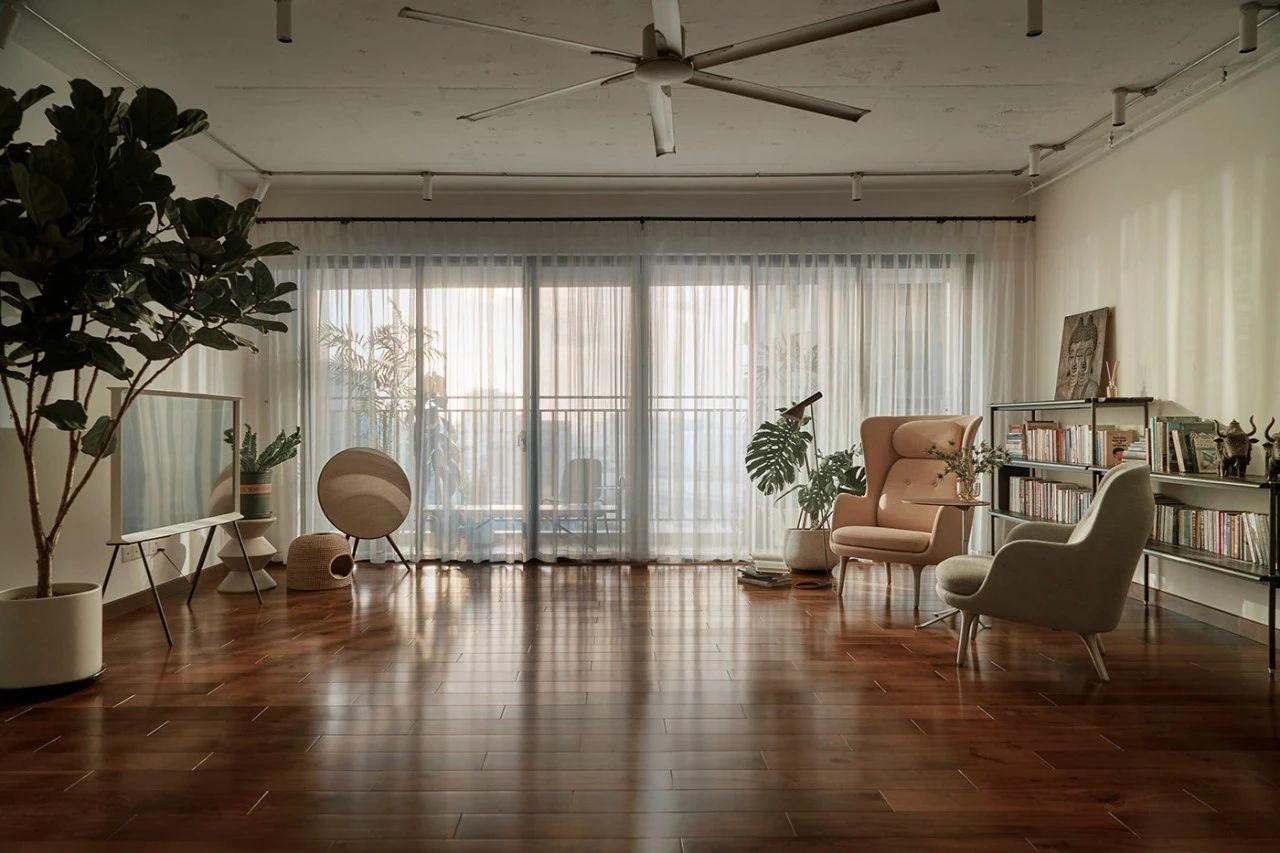 白色简约单身公寓室内设计丨注重人文情怀的现代室内设计社-34