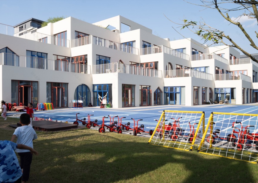 杭州良渚七贤幼儿园大溪谷园区 / CLOU-5