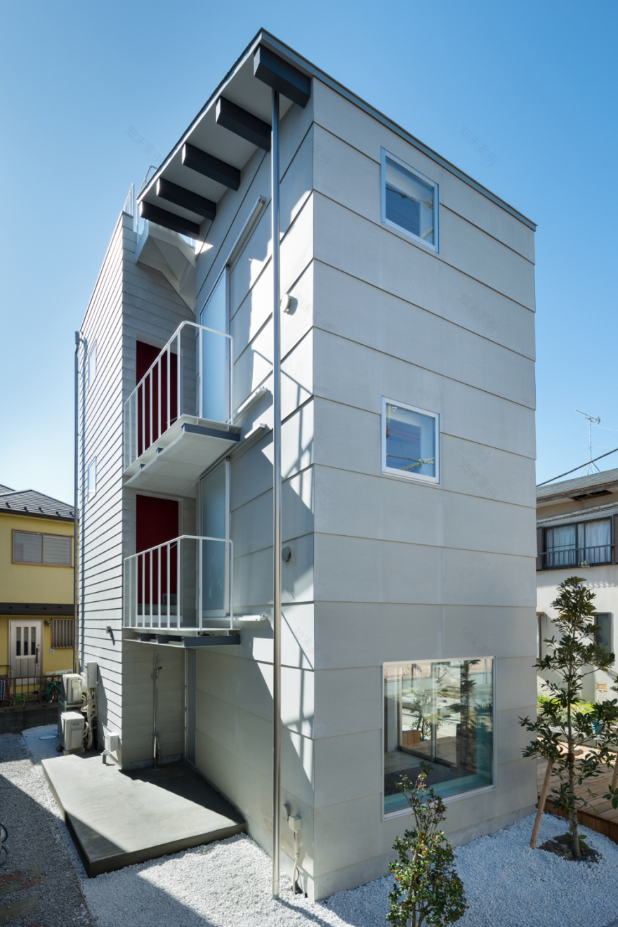 镰仓海岸木制办公空间-6