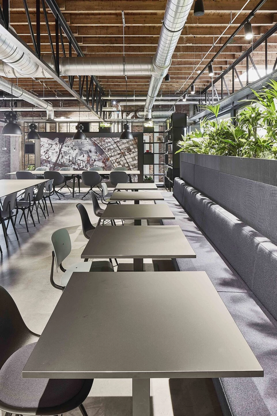 BDO 办公室丨荷兰恩斯赫德丨M+R-20