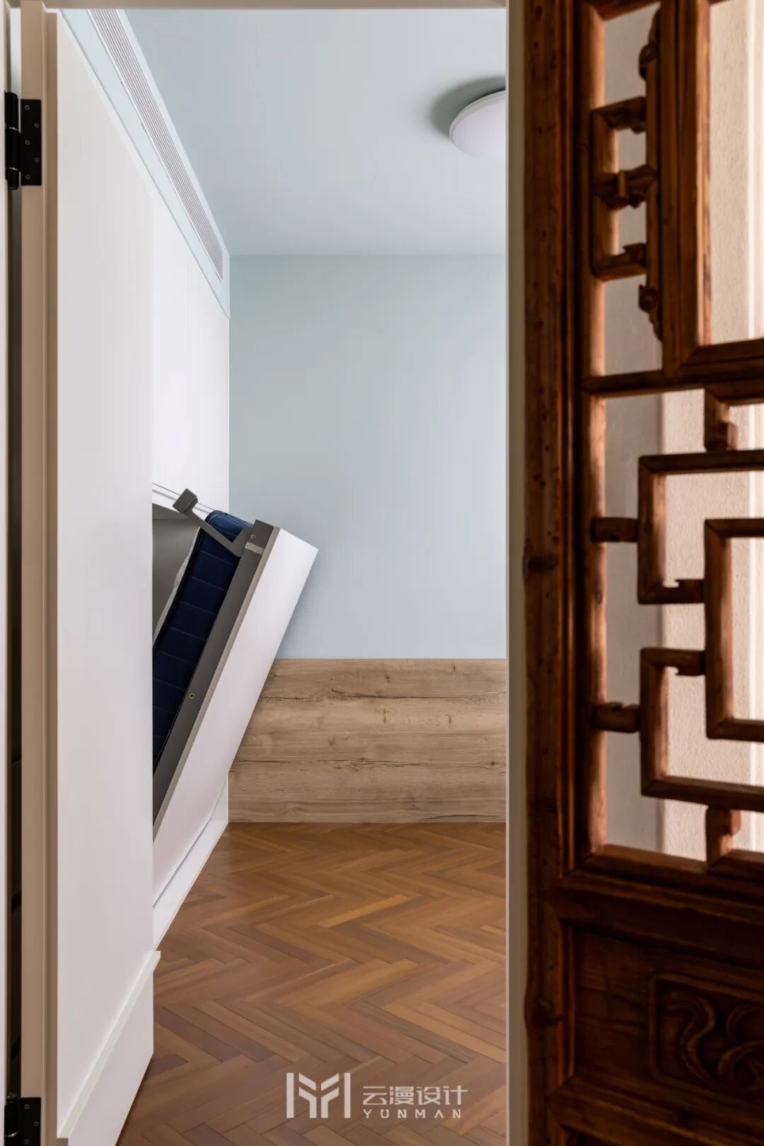 YUN.MAN实景|东方墨香漫过雕花窗，一卷诗书伴斜阳，法式浪漫藏于页，东方雅韵绕画梁-62