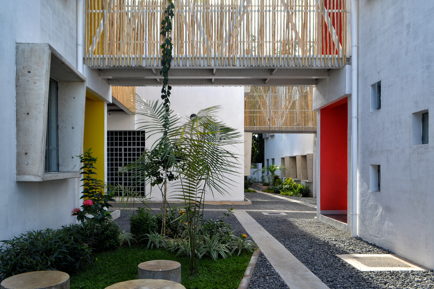 达累斯萨拉姆 DIA 中学丨坦桑尼亚达累斯萨拉姆丨APC-26